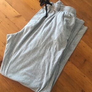 ▪️Hanes Lightweight Lounge Pants